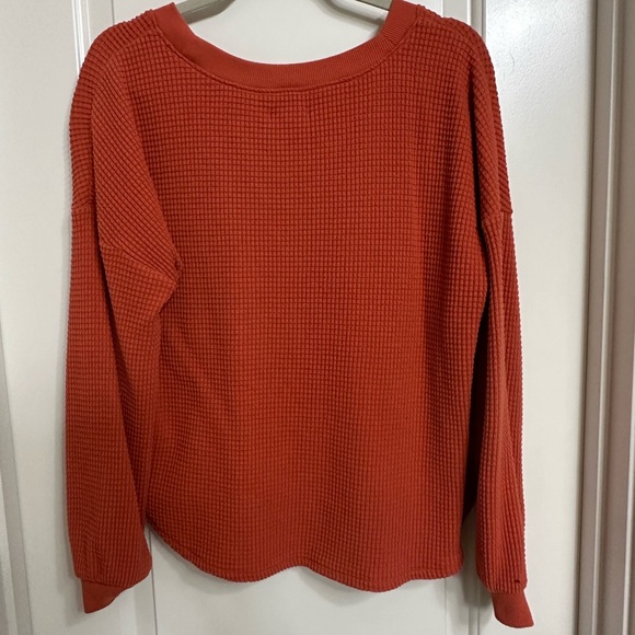 Madewell Women's V-Neck Sweater in Orange - Picture 2 of 2